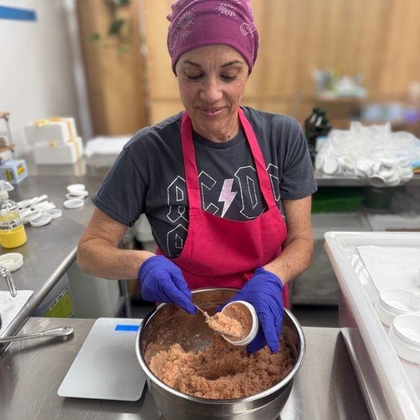 tracy making hellomellow scrub by hand in the shop